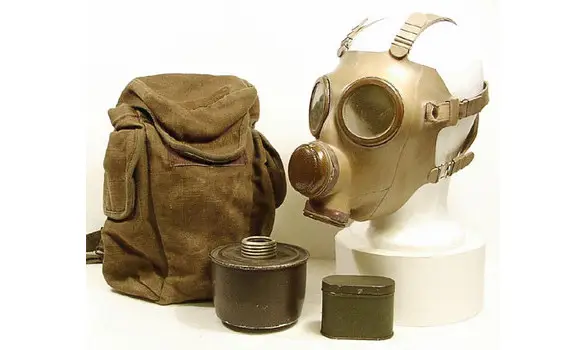 French ANP 51 gas mask