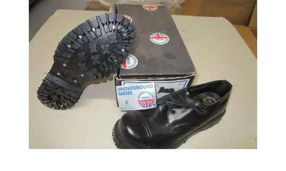 Chaussure basse Anglaise