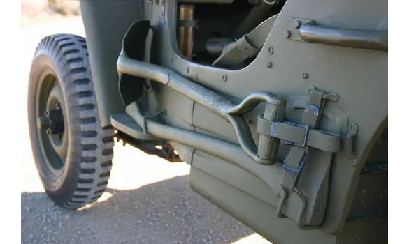 Jeep shovel on board