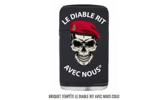 Colonial Paras storm lighter