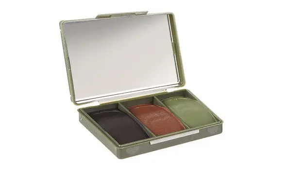 Crème faciale 3 couleurs BCB