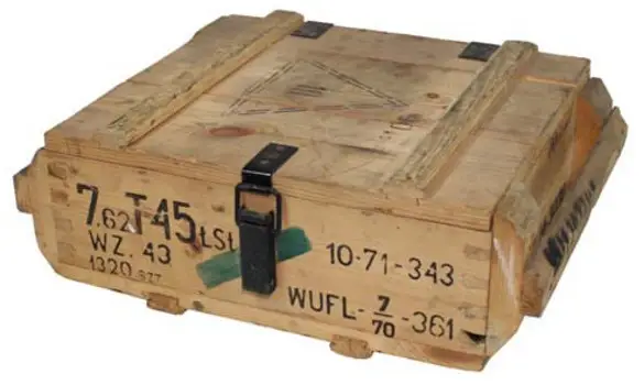 Caisse à munitions en bois